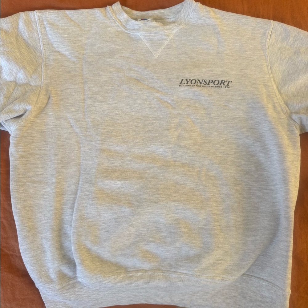 VTG - 90’s Champion Sweatshirt with V-Stitch Men's Grey